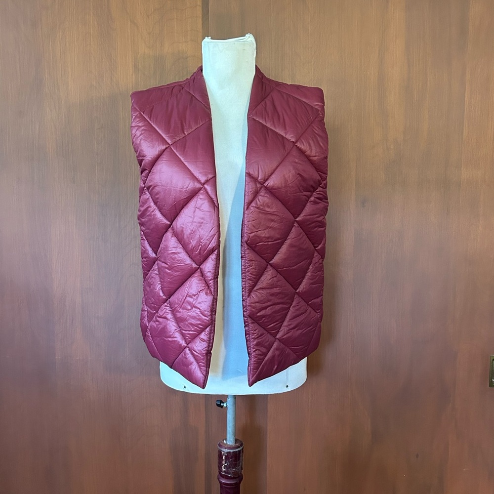 NWT Niu Open Front Quilted Puffer Vest - Burgundy